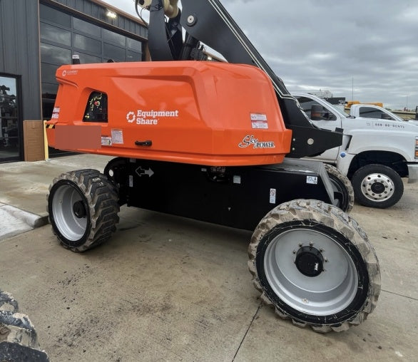 2024 JLG 660SJ