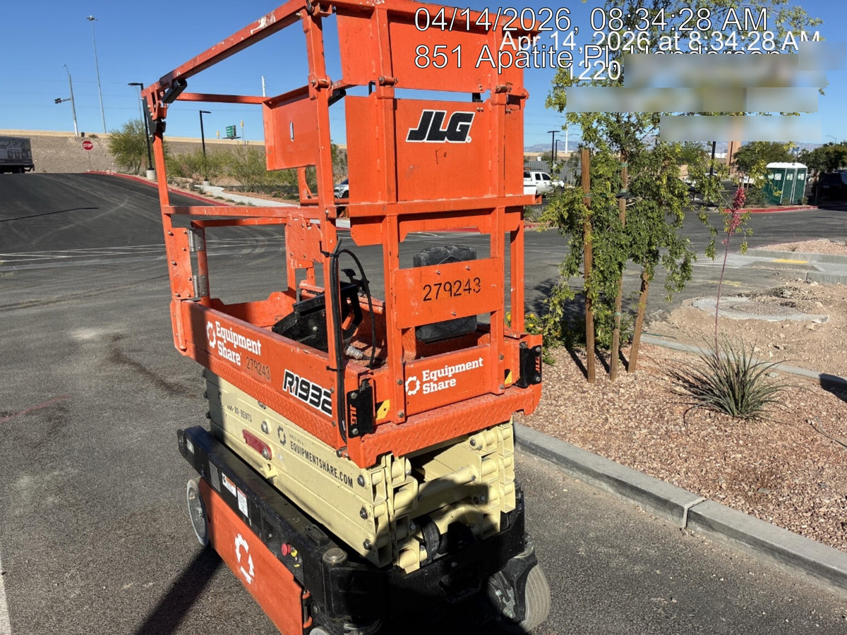 2022 JLG R1932