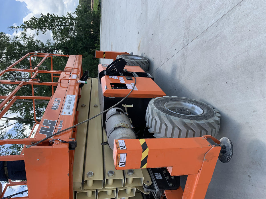 2020 JLG 430LRT