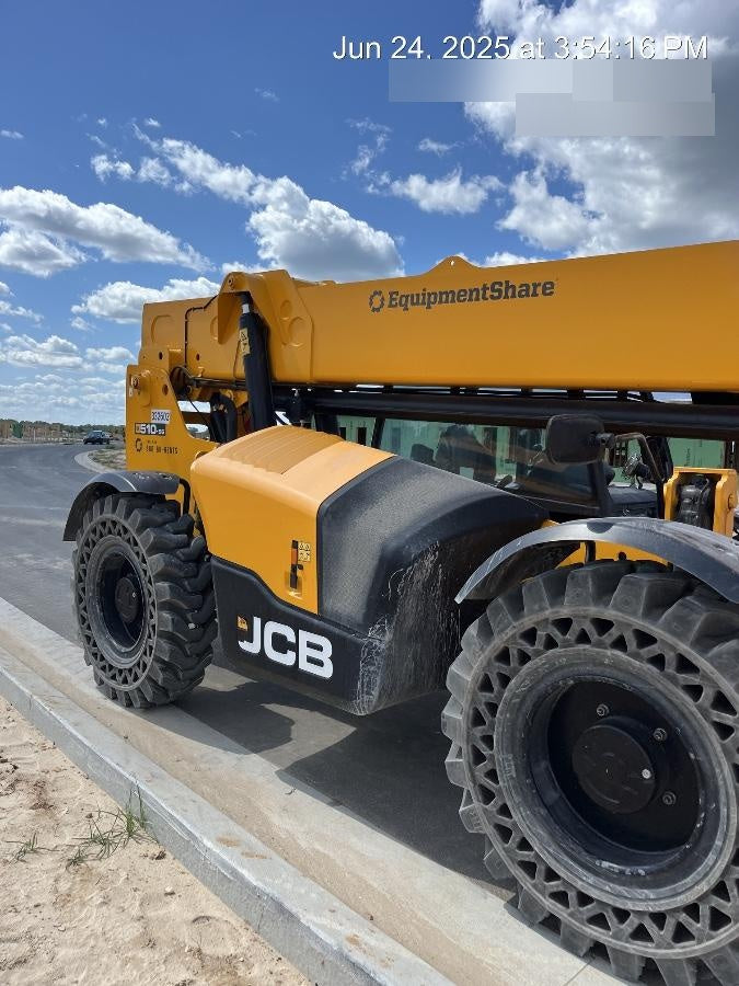 2023 JCB 510-56