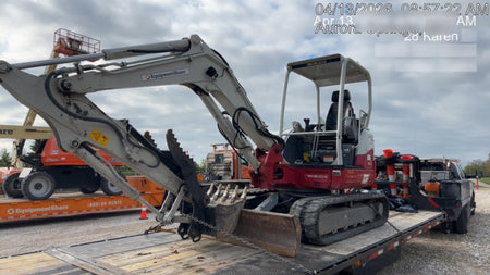 2022 TAKEUCHI TB250-2R