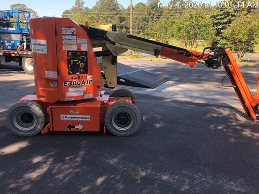 2019 JLG E300AJP