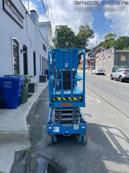 2021 GENIE GS-1330m