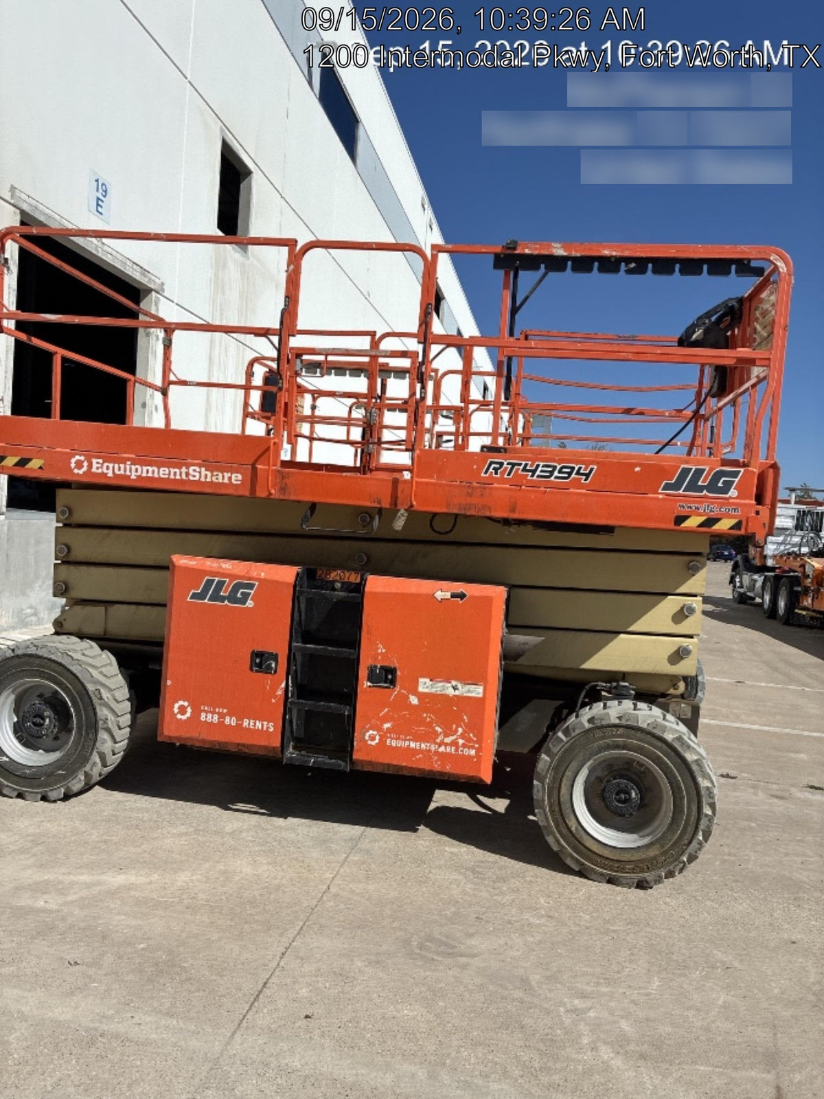 2022 JLG RT4394