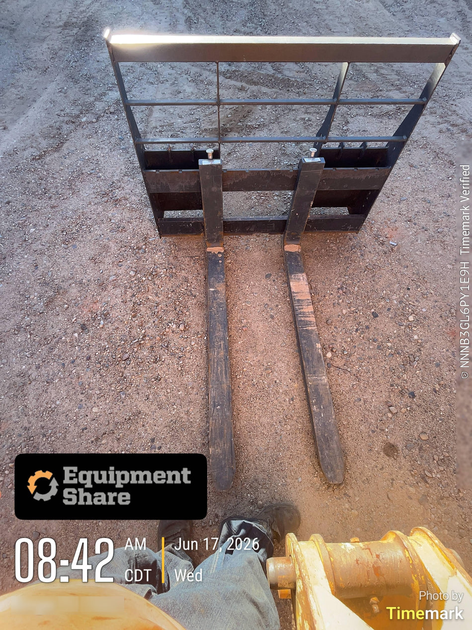 2025 ARROW MATERIAL HANDLING 48" Pallet Forks - Arrow