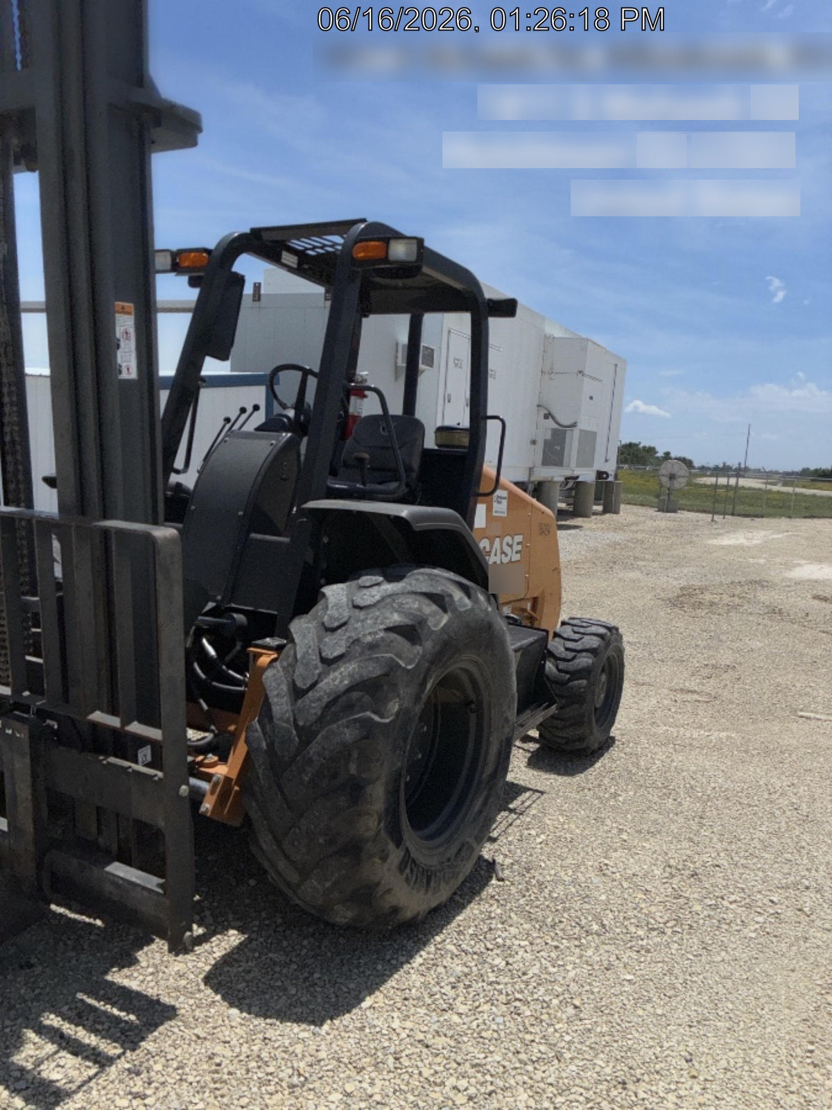 2021 CASE 588H
