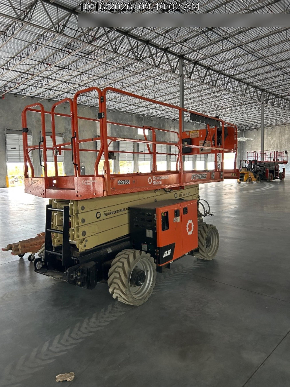 2023 JLG RT4069