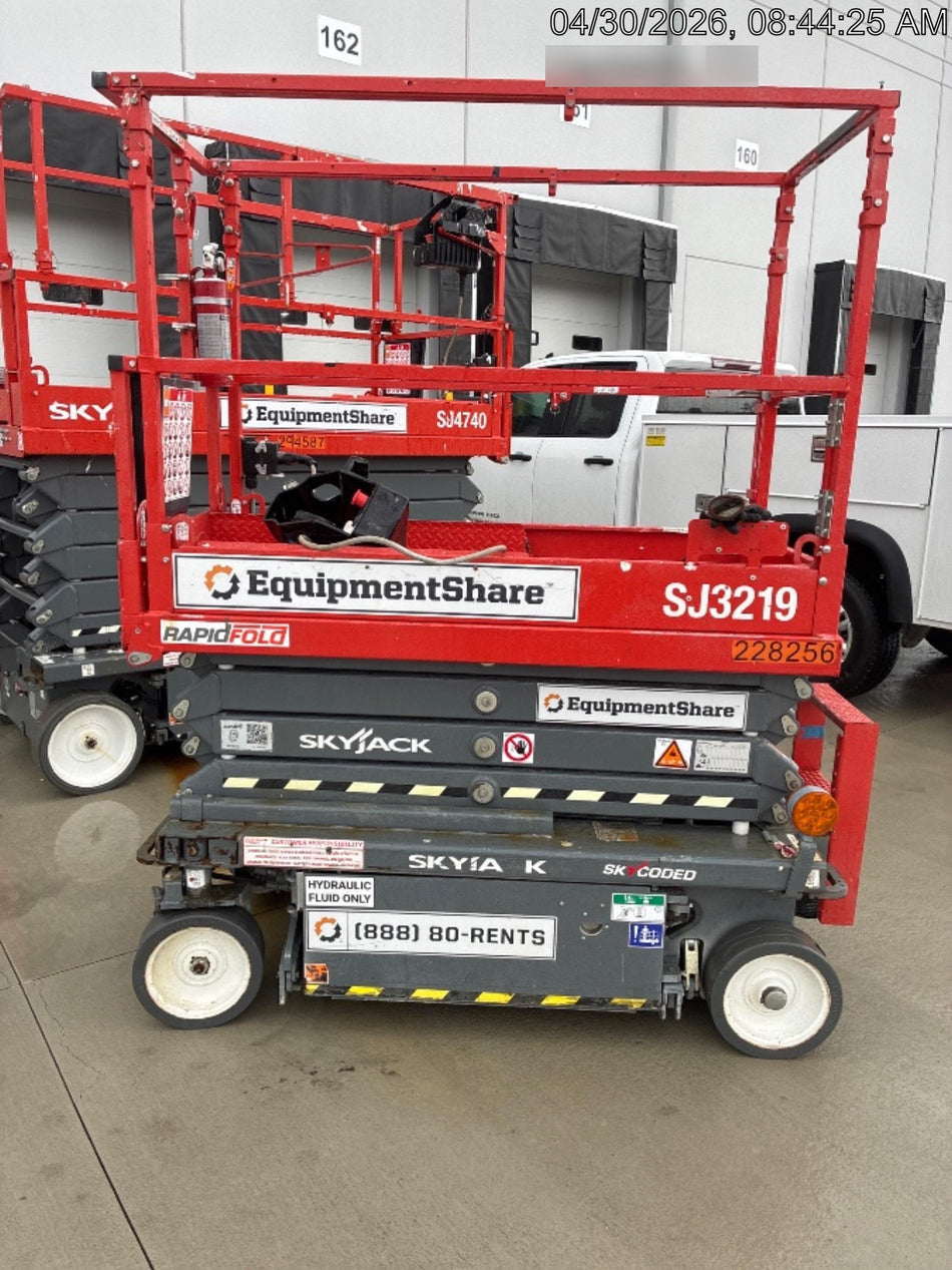 2022 SKYJACK SJ3219