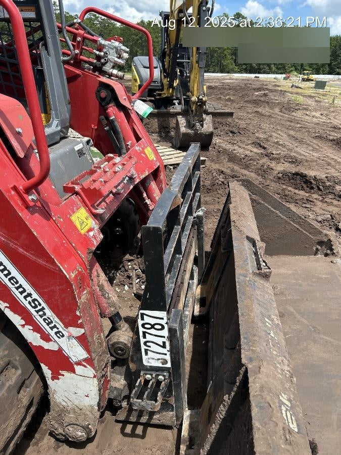 2023 ARROW MATERIAL HANDLING F5100CB
