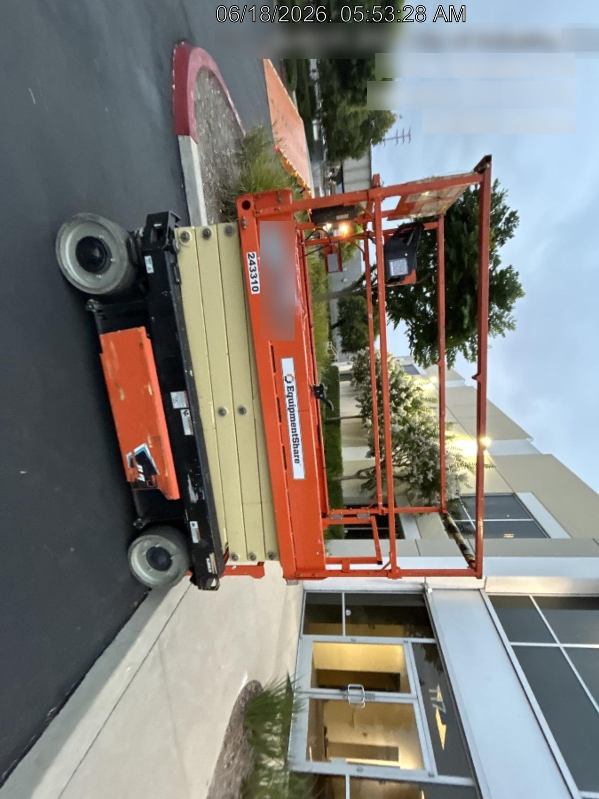 2022 JLG ES2632