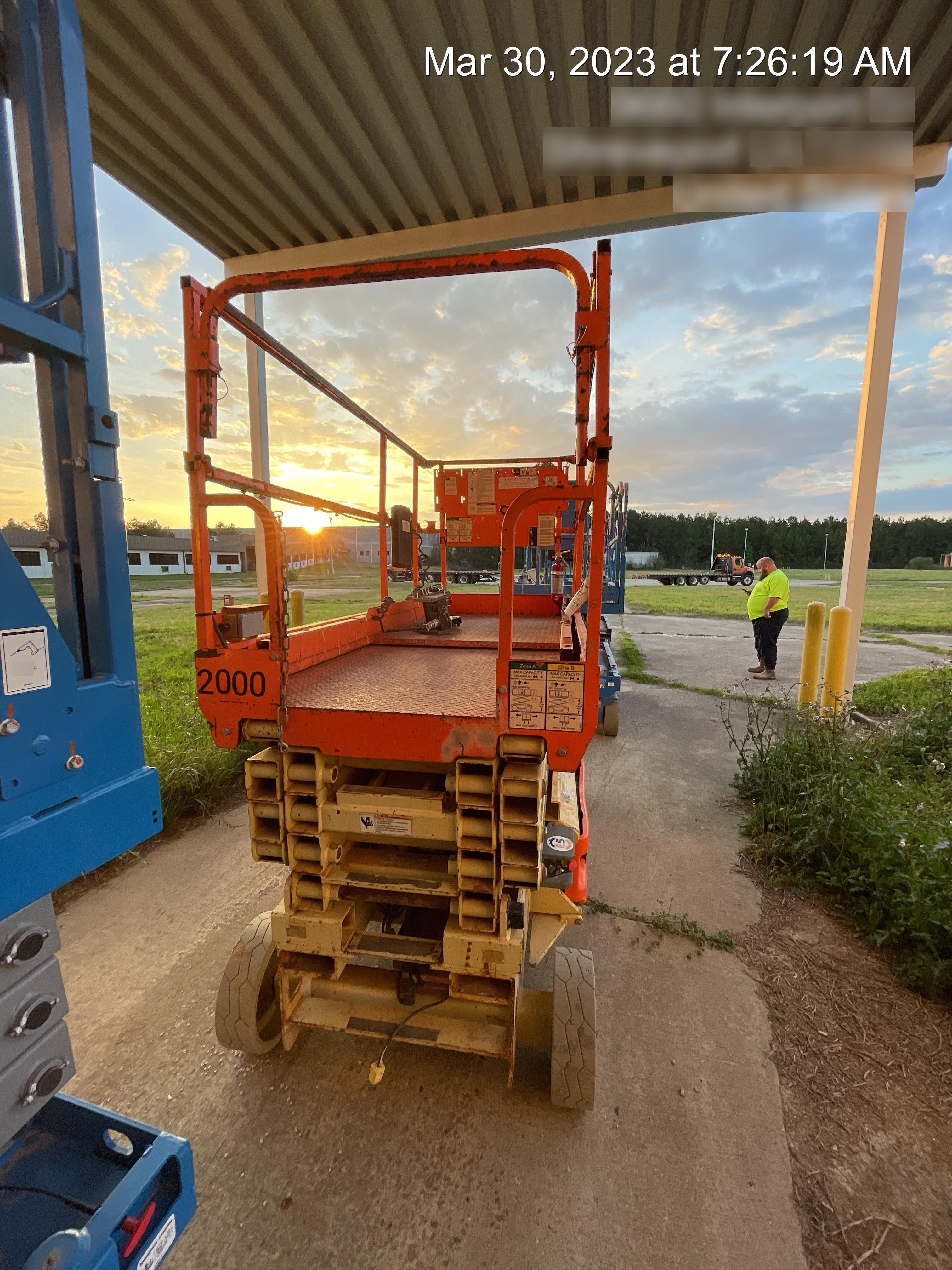 2016 JLG 3246ES