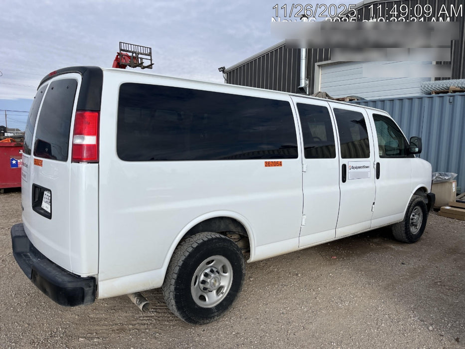 2023 CHEVROLET Express Van - Rental