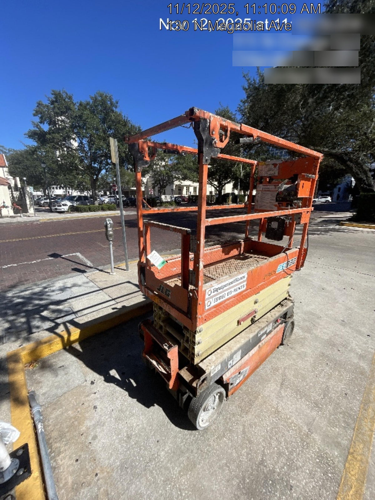 2022 JLG ES1932