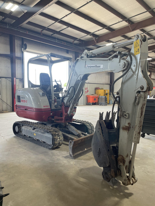 2021 TAKEUCHI TB235-2R