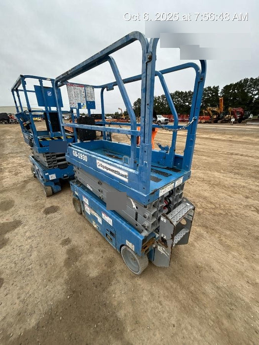 2020 Genie GS-1930 Fixed rails with chain entry gate - Pre A92.20