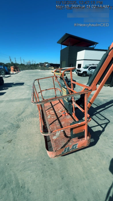 2019 JLG 660SJ