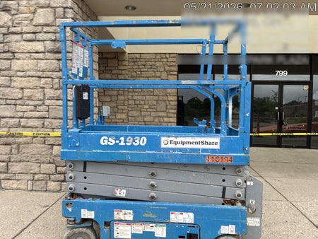 2020 Genie GS-1930 Solid Non Marking Tires, Beacon, Folding rails with half height swing gate