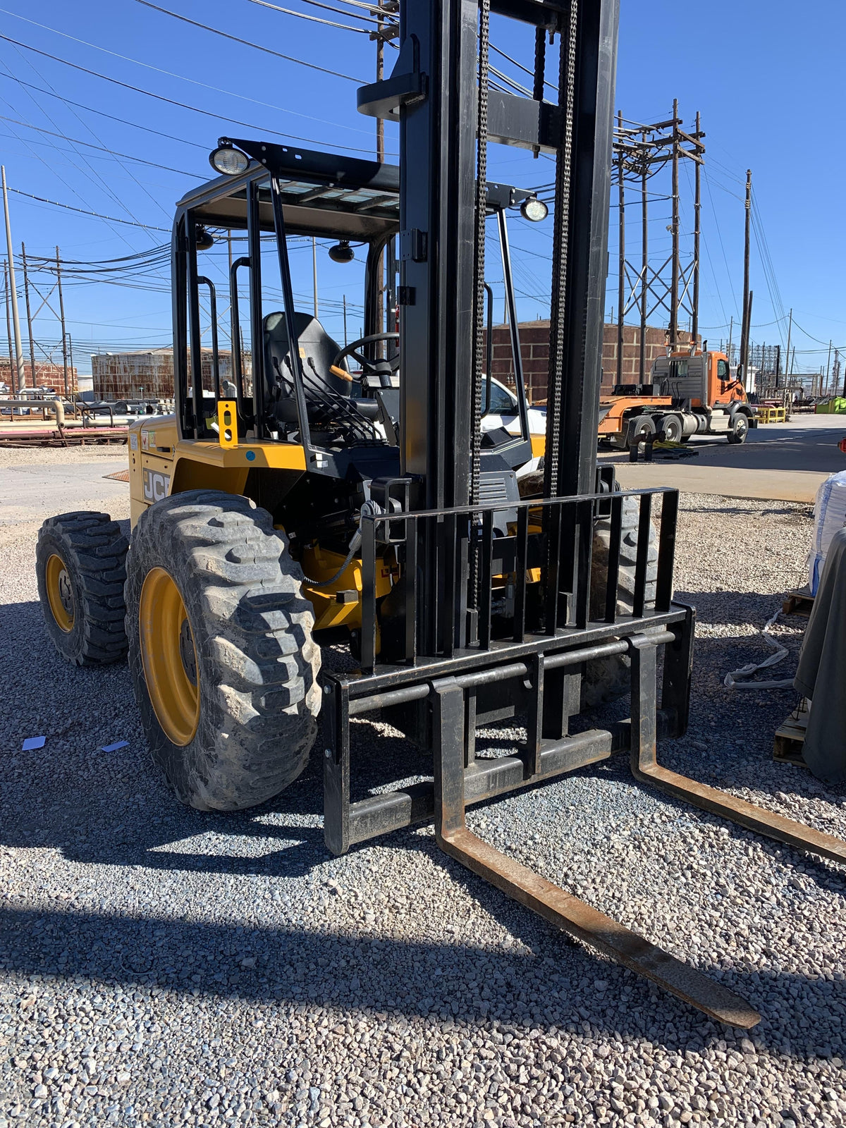 2023 JCB 930-4