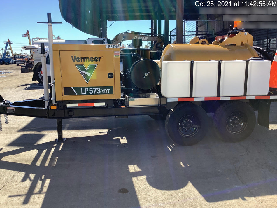 2021 Vac-Tron LP573XDT T4 Koehler Diesel Engine, 500 Gallon Debris Tank, x2 100 Gallon Water Tanks