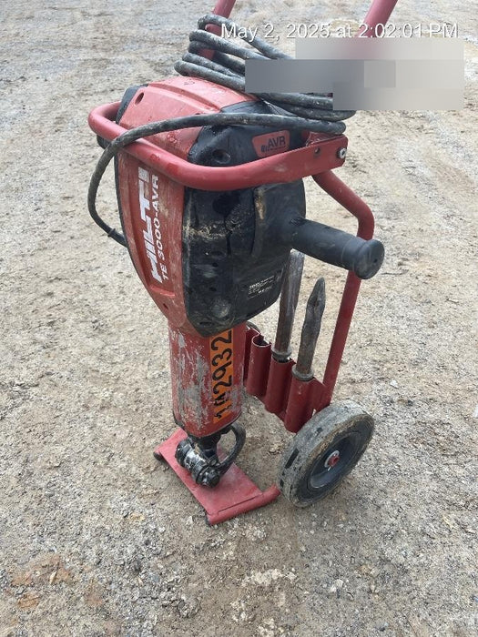 2020 HILTI TE 3000-AVR