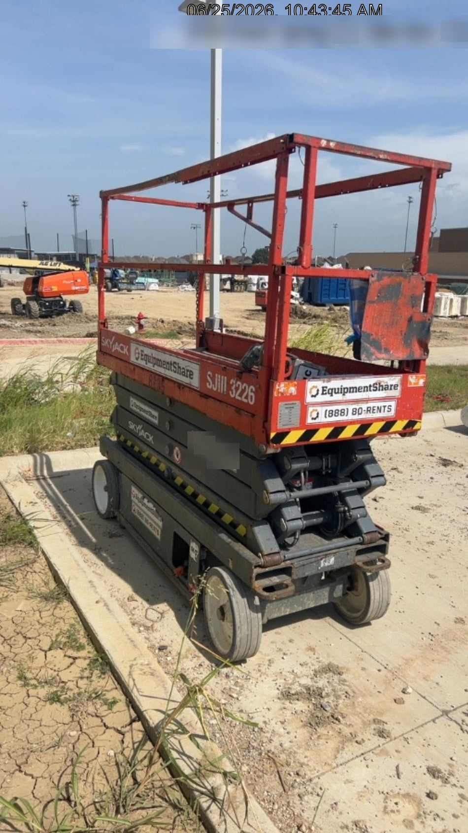 2018 Skyjack SJIII-3226 Skyjack SJIII3226 Scissor Lift w/Trojan Batteries