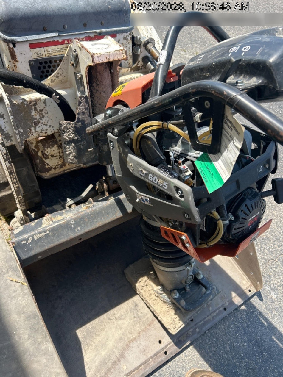 2024 HUSQVARNA LT6005
