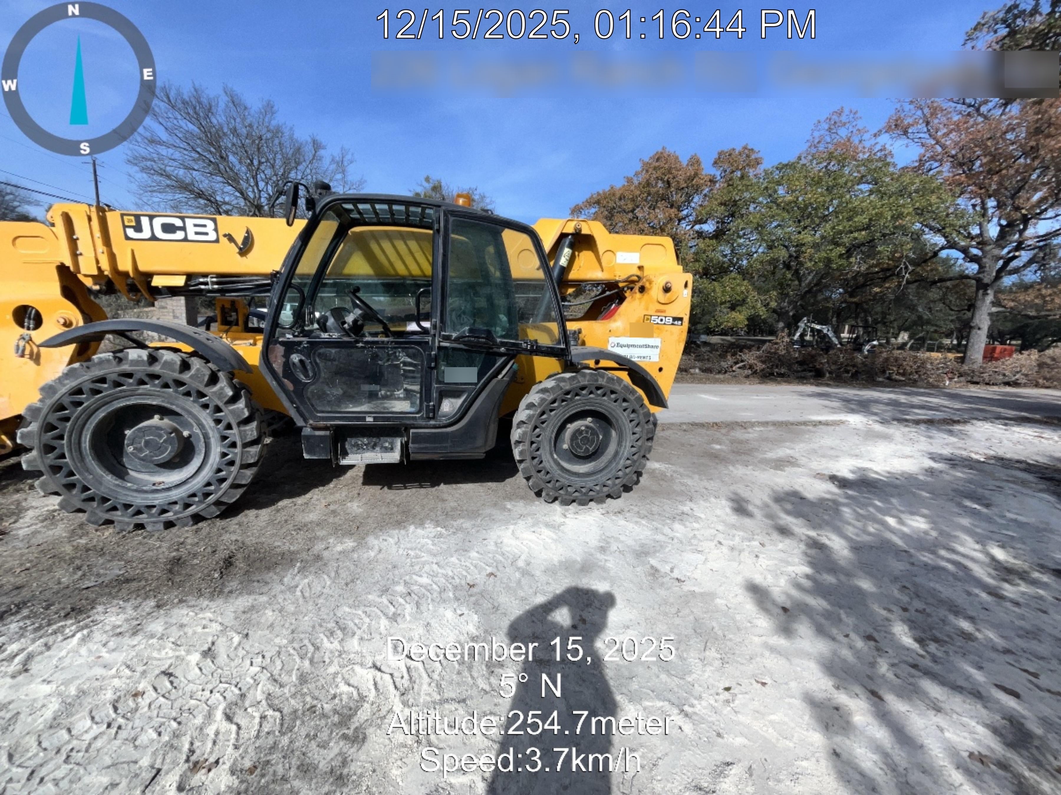 2019 JCB 509-42 JCB 509-42 Enclosed Cab, 74 HP, Solid Tires, Worklights, Beacon, Aux Hydraulics, Lifting Eye, 60" Carriage/60" Forks