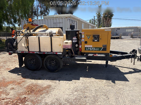 2023 VAC-TRON LP573XDT