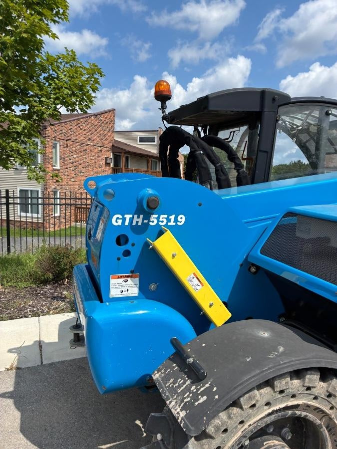 2022 GENIE GTH-5519