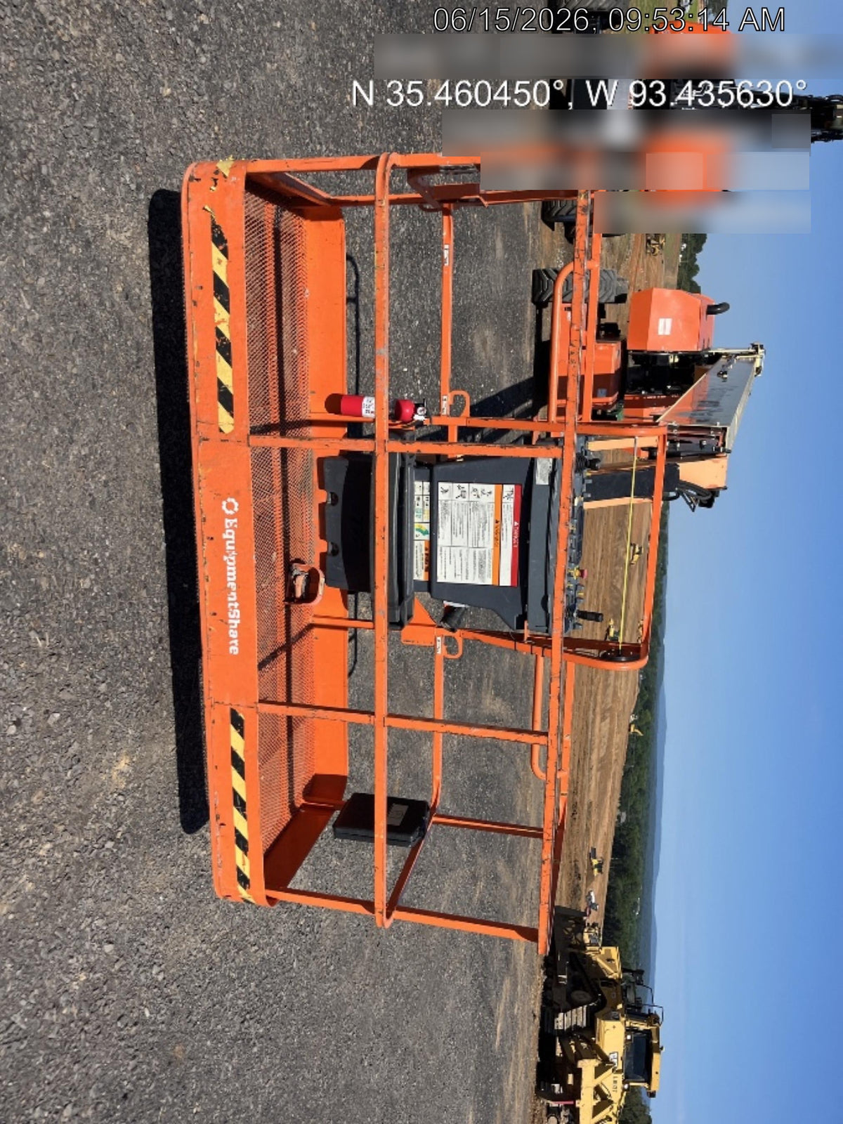 2022 JLG 860SJ