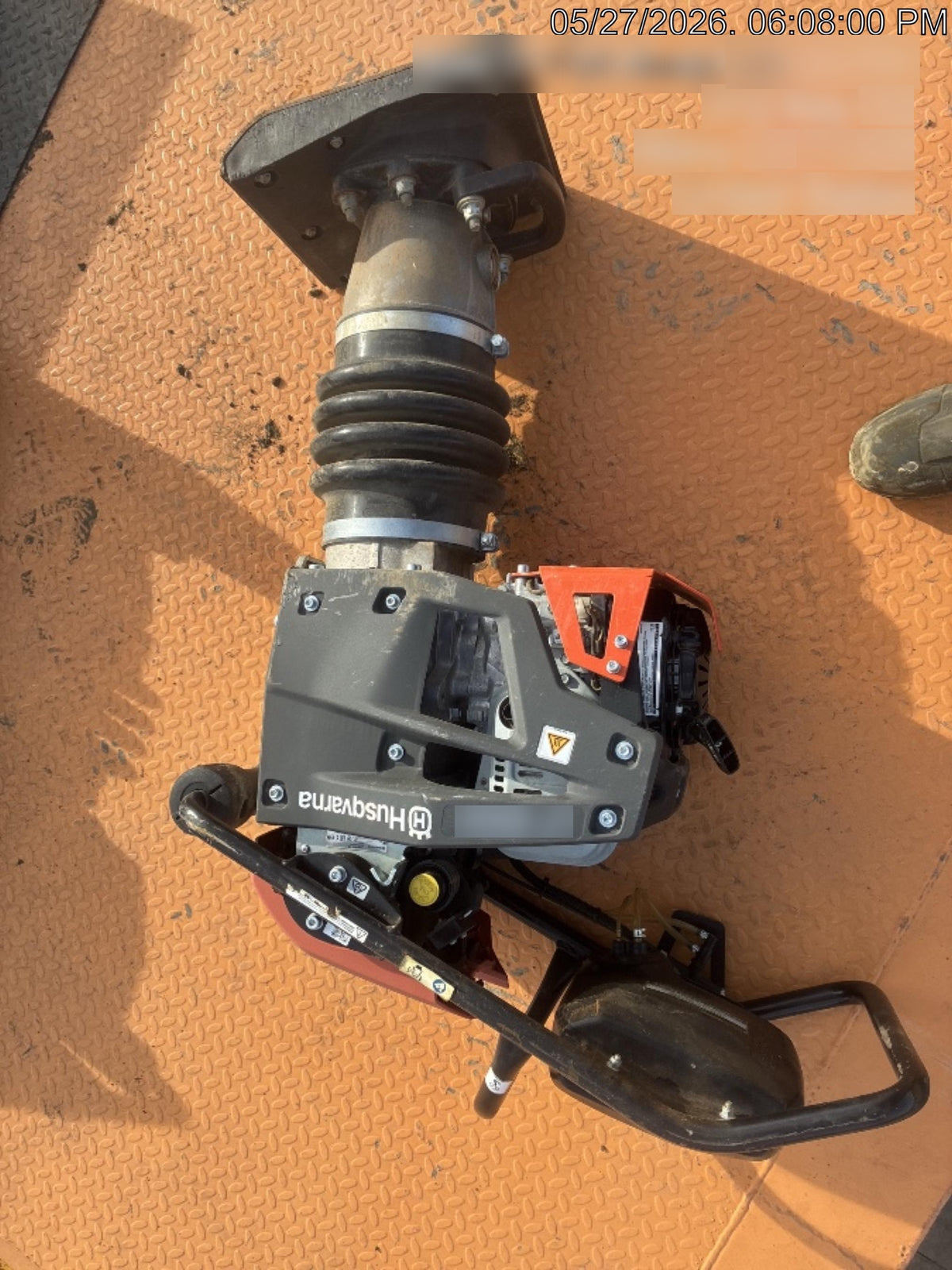 2024 HUSQVARNA LT6005