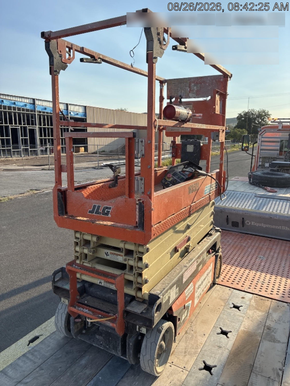 2021 JLG ES1932