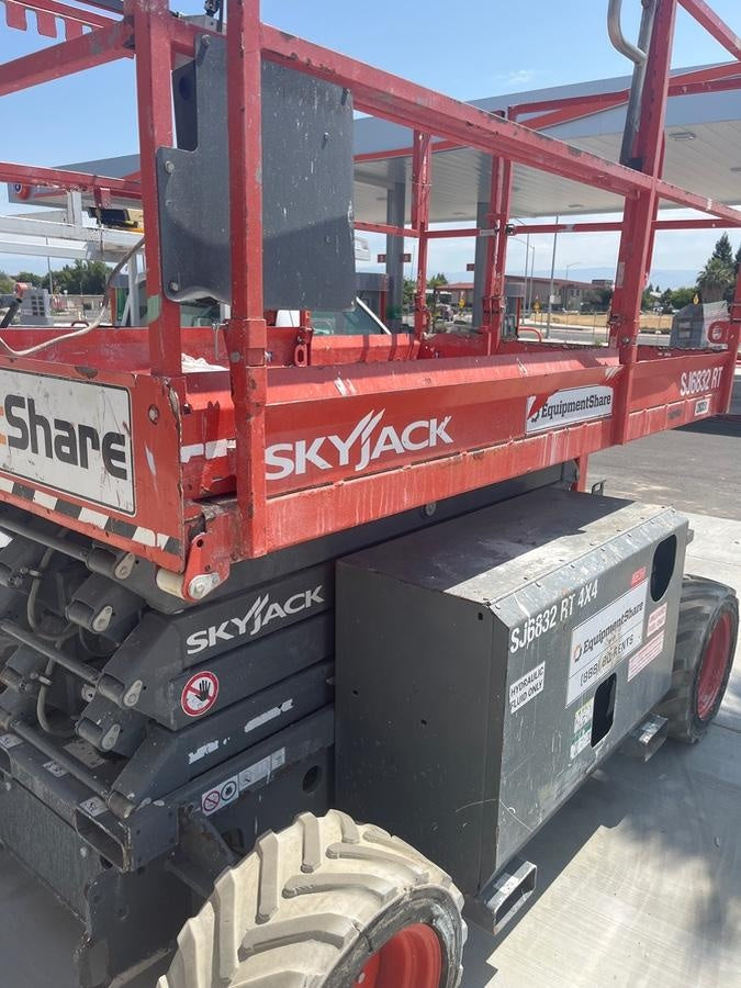 2019 SKYJACK SJ6832 RT