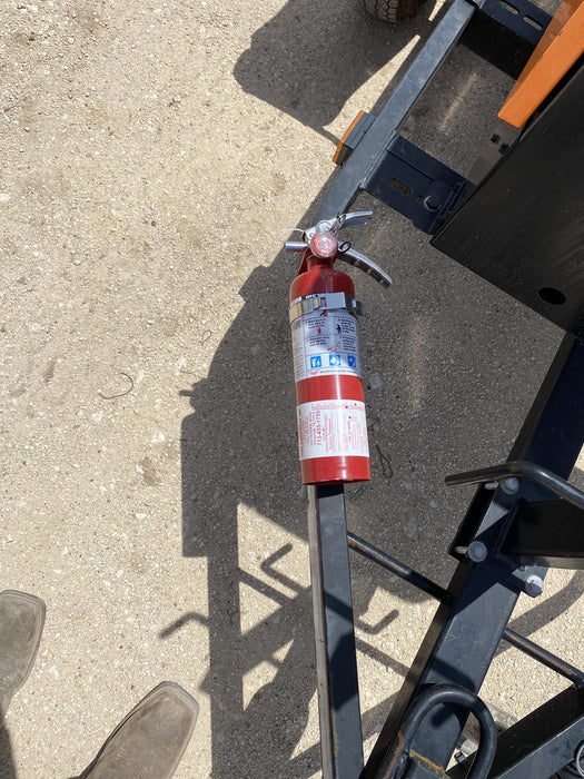 2021 Lincoln Electric Vantage 322 Vantage 322 Ready Pak 3 w/ Decals, ORANGE (includes trailer, cable rack, fender light kit) NO Telematics