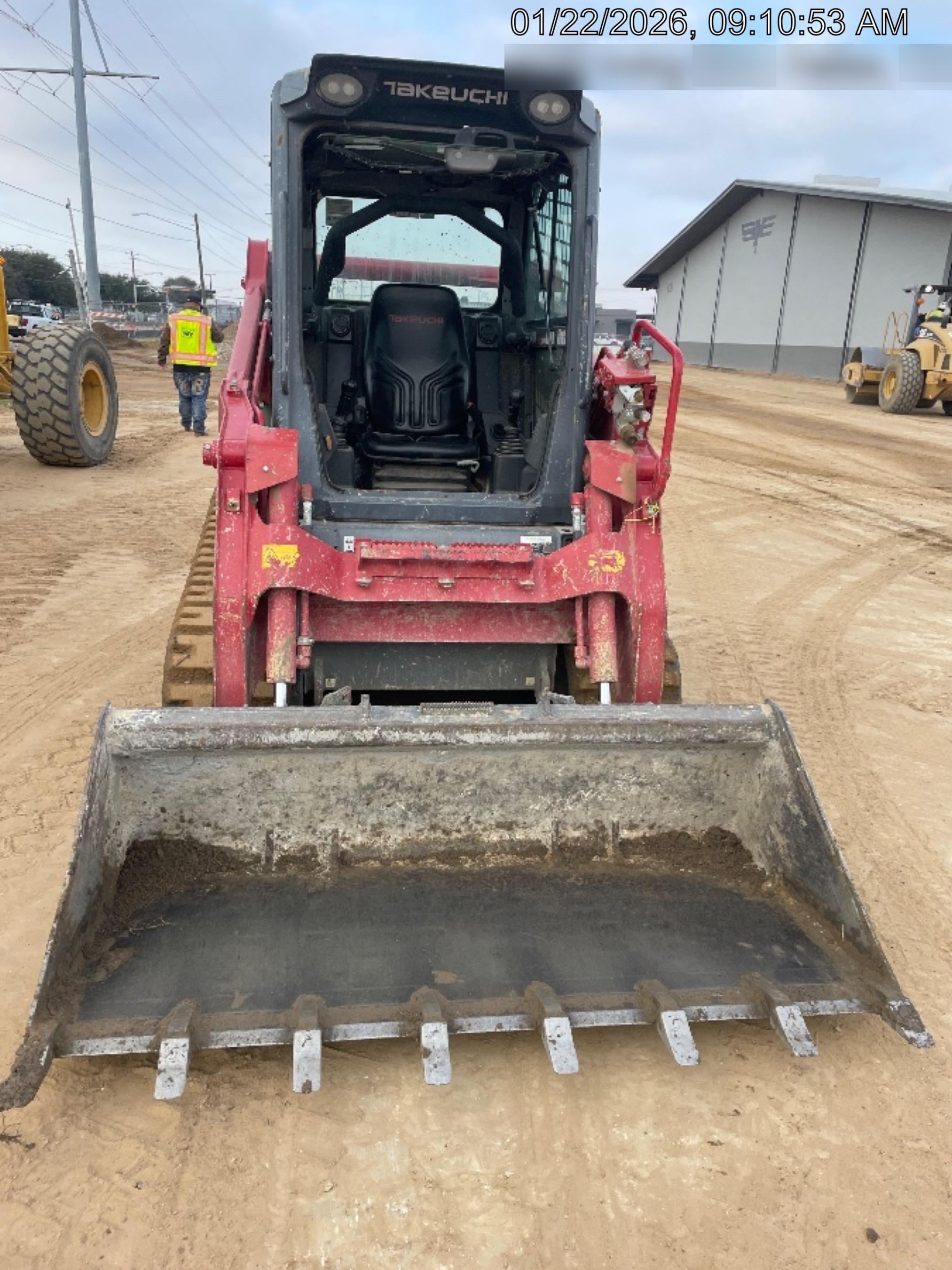 2023 TAKEUCHI TL10V2-CR
