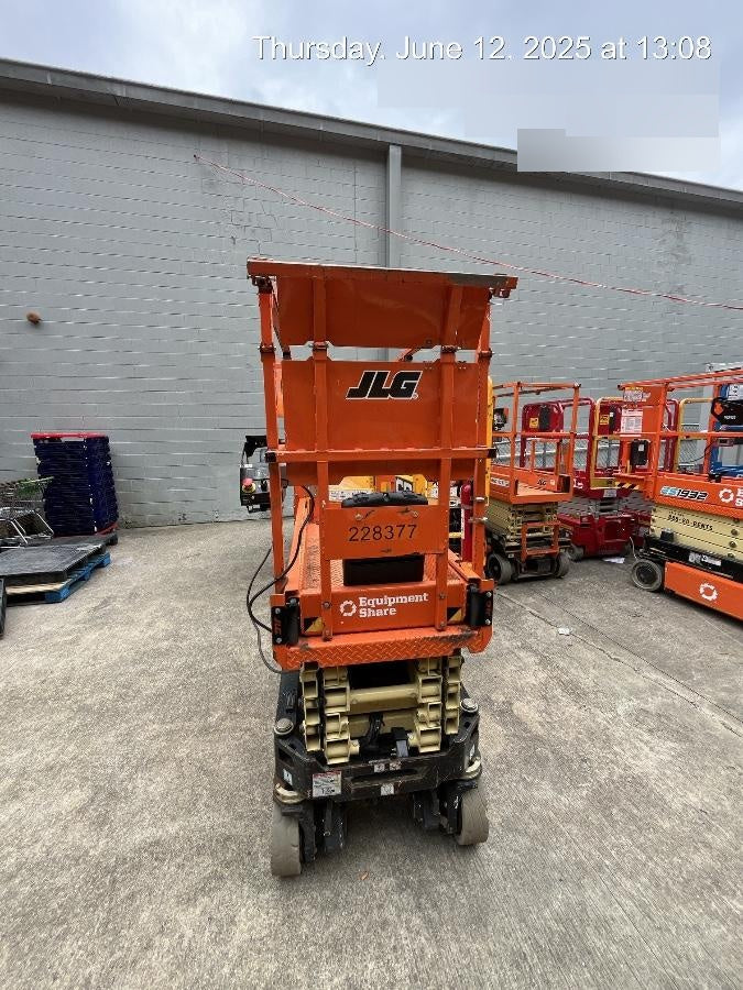 2022 JLG ES1932