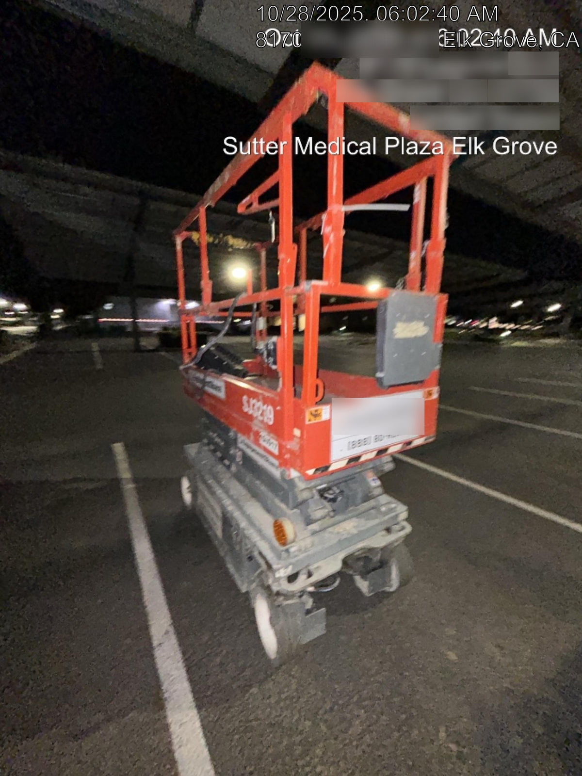 2020 Skyjack SJIII-3219 Solid NM Tires, Half height spring hinged entry gate, Dual Beacons, 800W Inverter