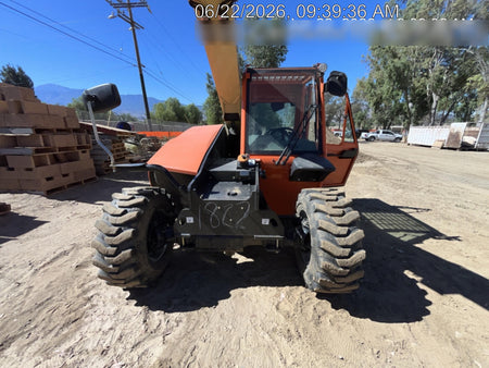 2025 JLG 519