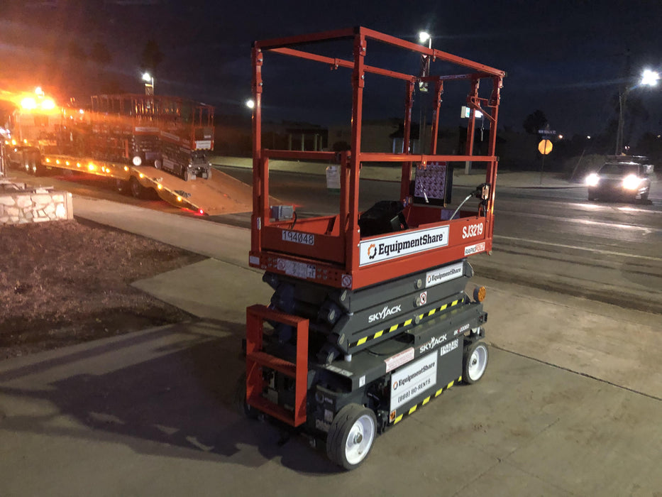 2021 SKYJACK SJ3219