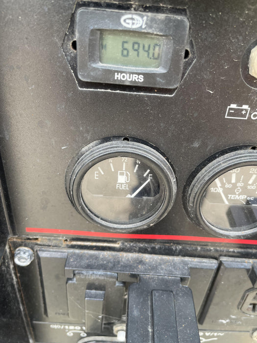 2021 Lincoln Electric Vantage 322 Vantage 322 Ready Pak 3 w/ Decals, ORANGE (includes trailer, cable rack, fender light kit) NO Telematics