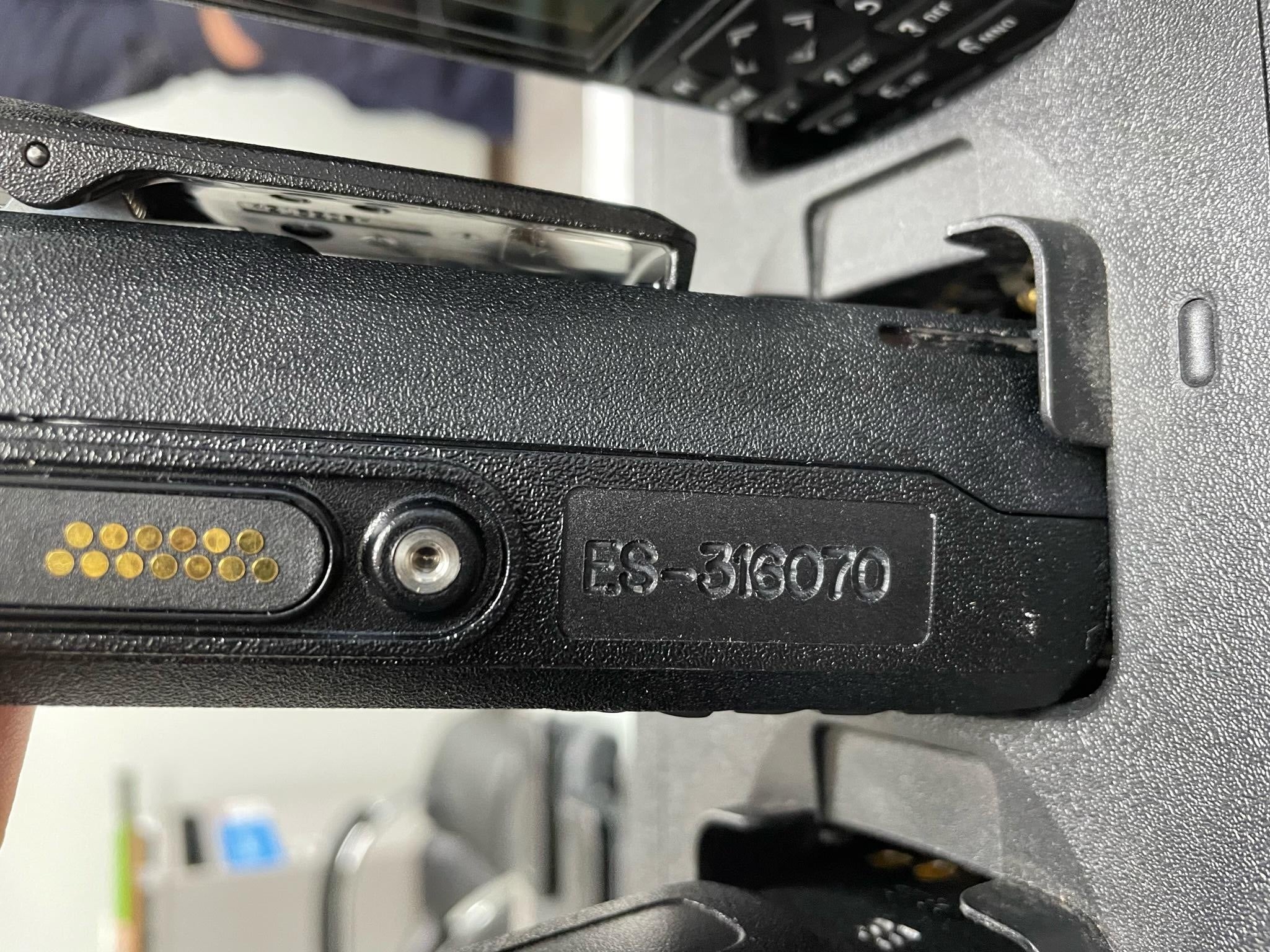 2023 MOTOROLA R7 DISPLAY