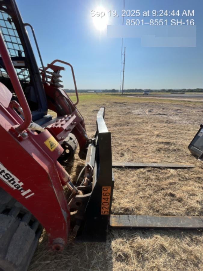 2025 ARROW MATERIAL HANDLING 60" Pallet Forks - Arrow