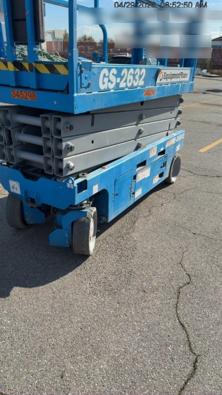 2023 GENIE GS-2632