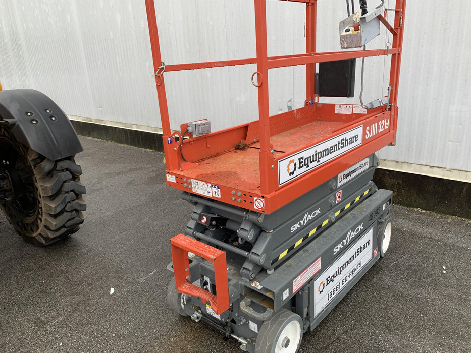 2019 Skyjack SJIII-3219 Standard Options, Trojan Batteries