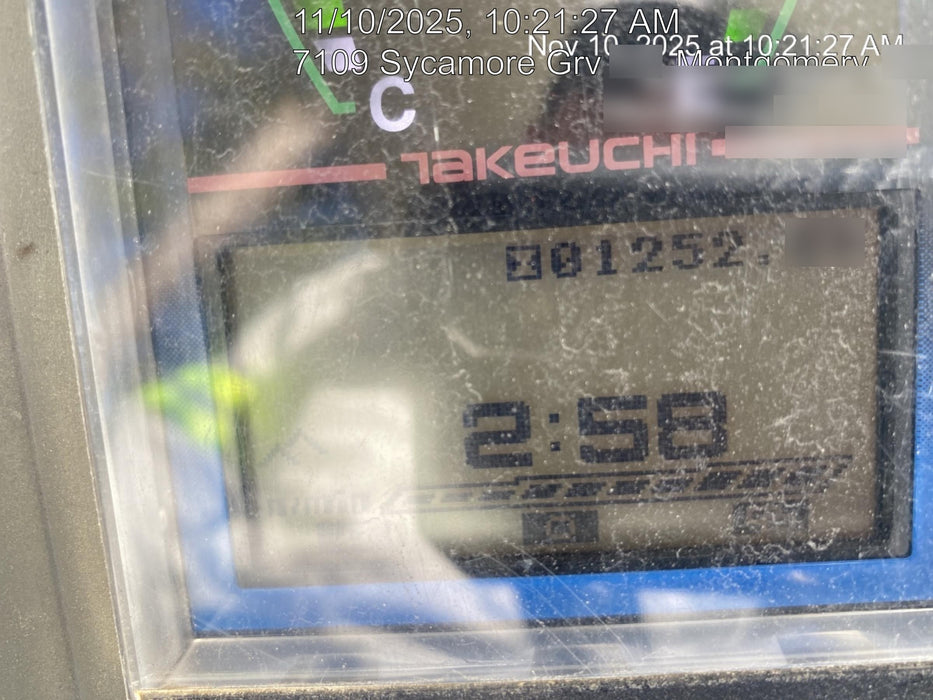 2021 TAKEUCHI TB235-2R