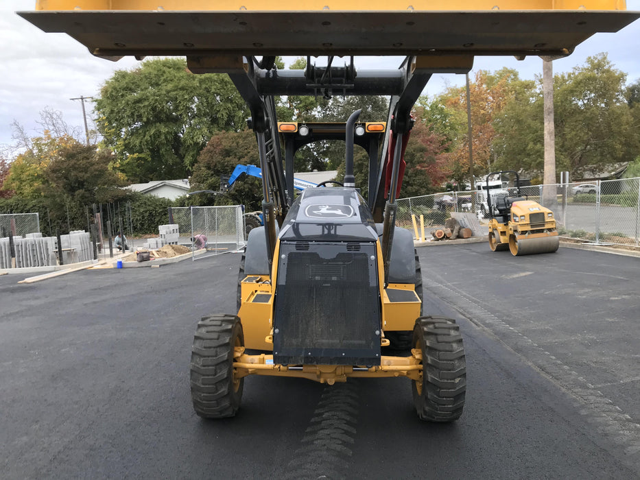 2020 JOHN DEERE 210LEP