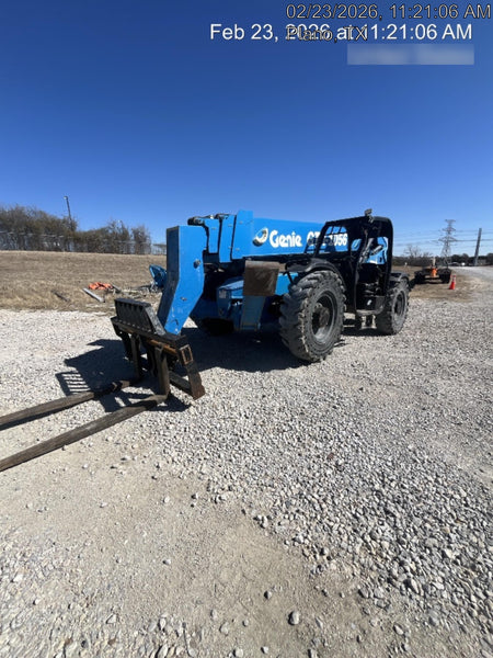 2017 Genie GTH-1056 Open Cab/Solid Tires