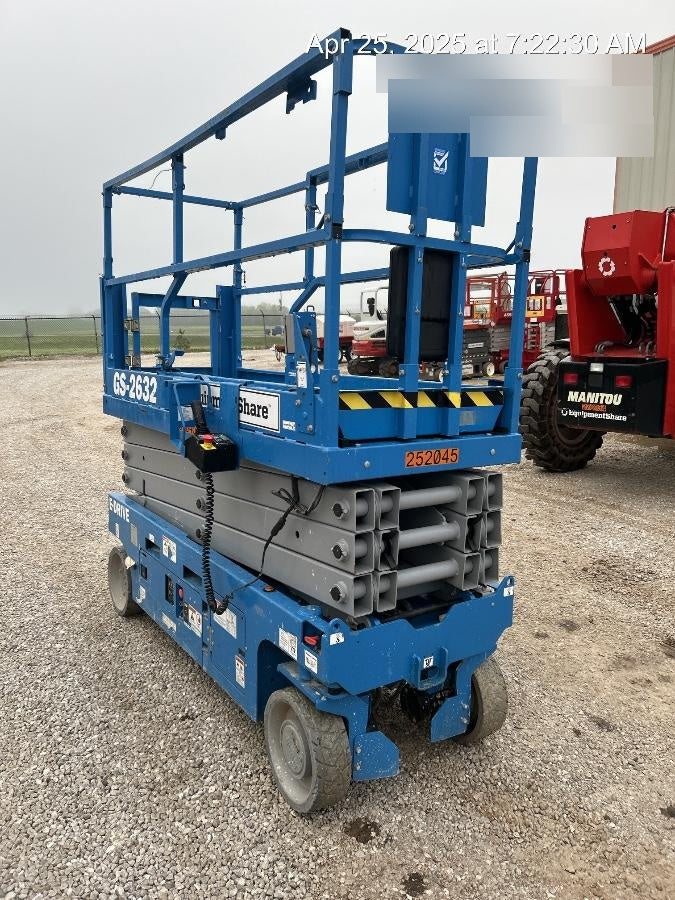 2022 GENIE GS-2632