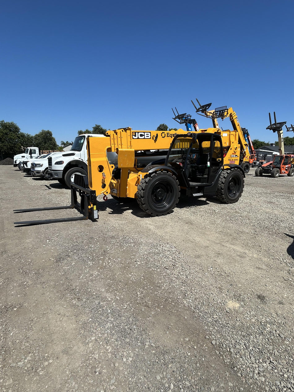 2026 JCB 512-56
