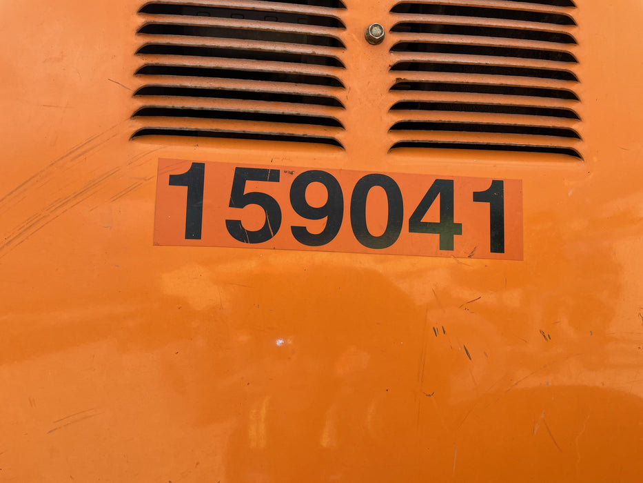 2021 Lincoln Electric Vantage 322 Vantage 322 Ready Pak 3 w/ Decals, ORANGE (includes trailer, cable rack, fender light kit) NO Telematics